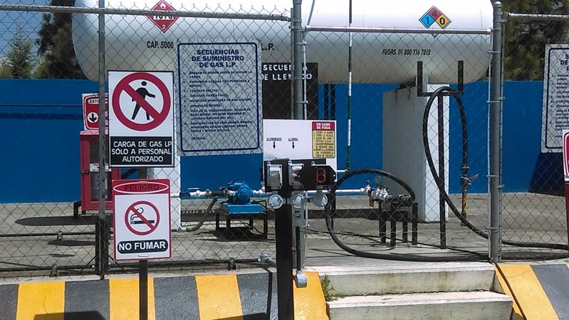 Estación de Gas LP para Montacargas con Motobomba 3 Gas LP a montacargas